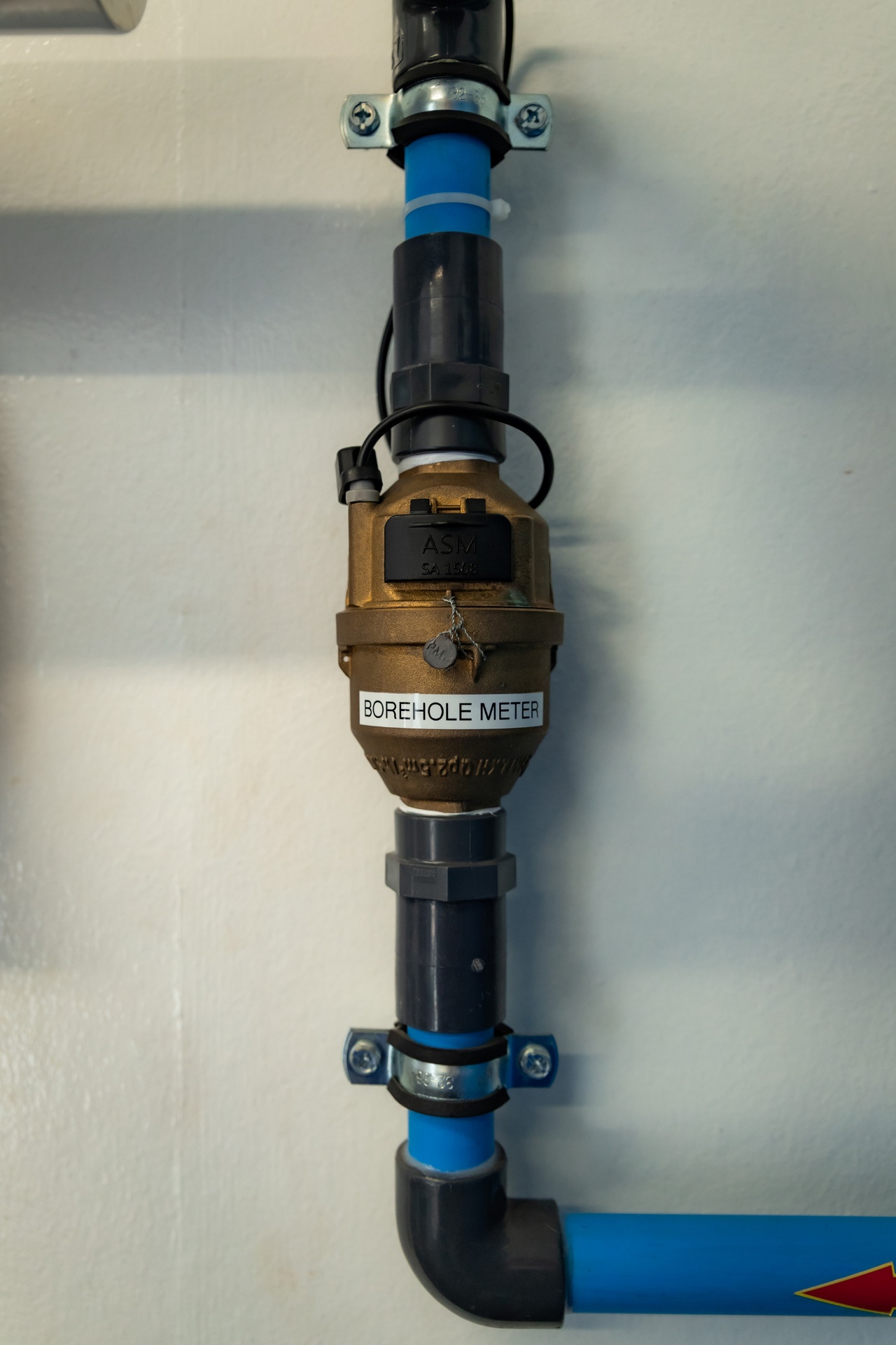 Borehole meter closeup