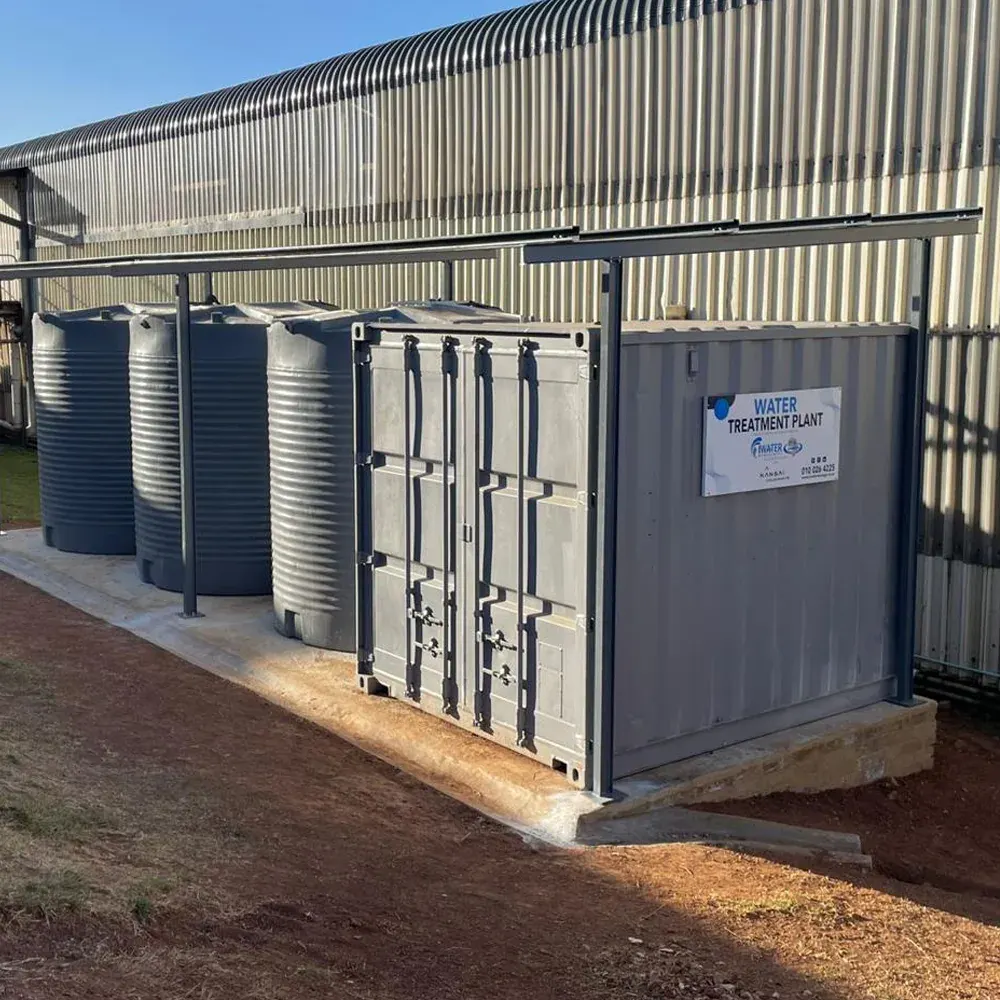 Containerized treatment system 01