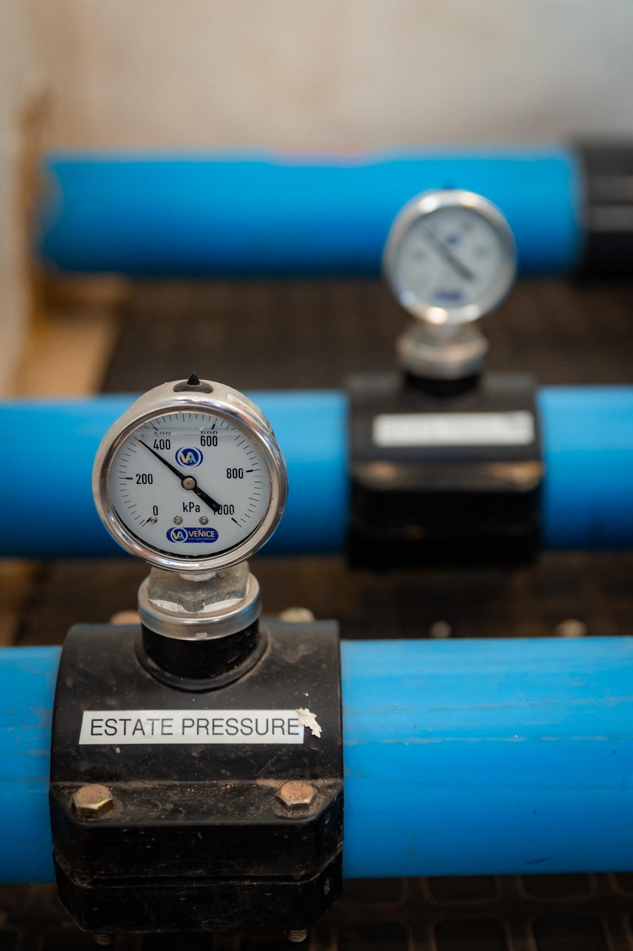 Estate pressure gauge